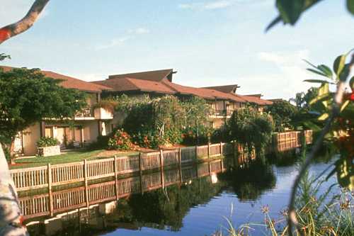 Park Shore Resort 001